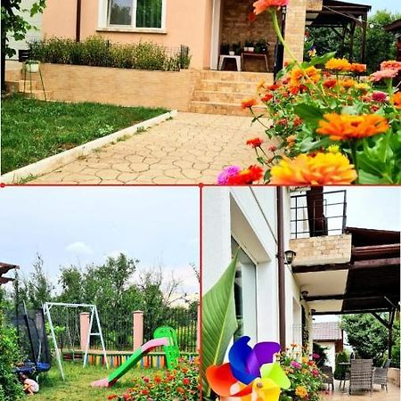 Nobless Villa Mereni  Bagian luar foto