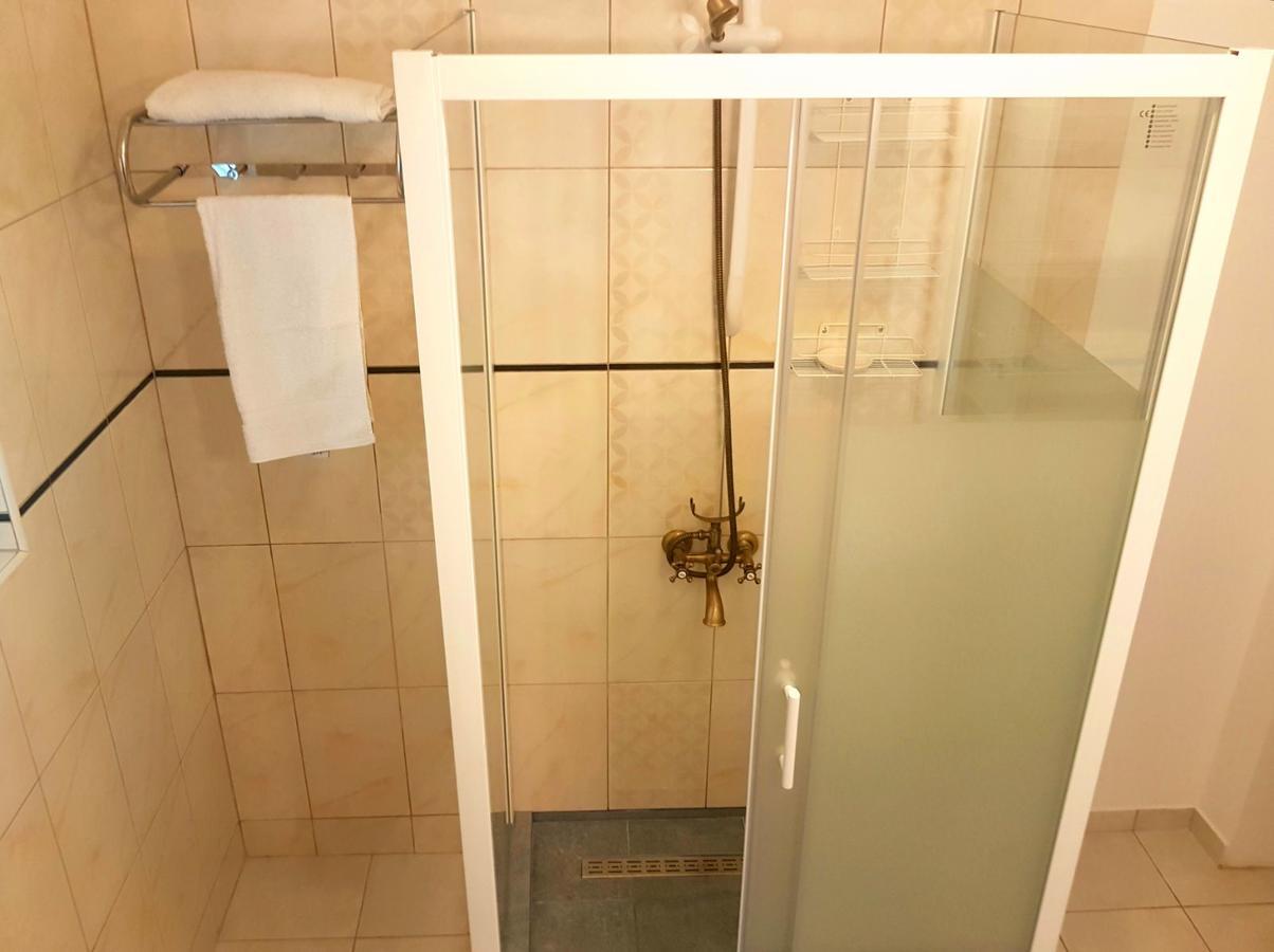 Nobless Villa Mereni  Bagian luar foto