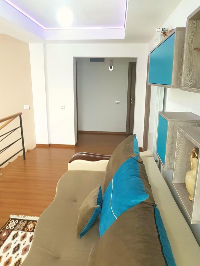 Nobless Villa Mereni  Bagian luar foto