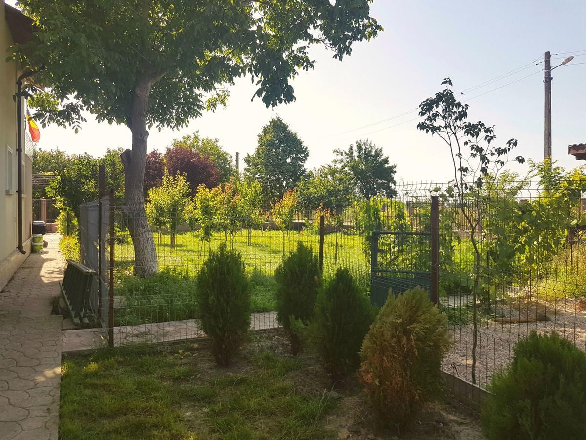 Nobless Villa Mereni  Bagian luar foto
