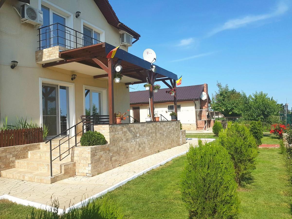 Nobless Villa Mereni  Bagian luar foto